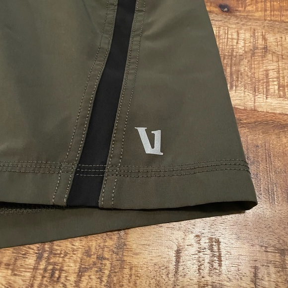 Vuori Agility Shorts - Picture 3 of 5